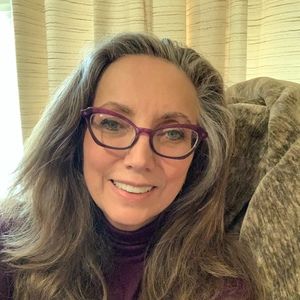 Meet your Posher, Cindy